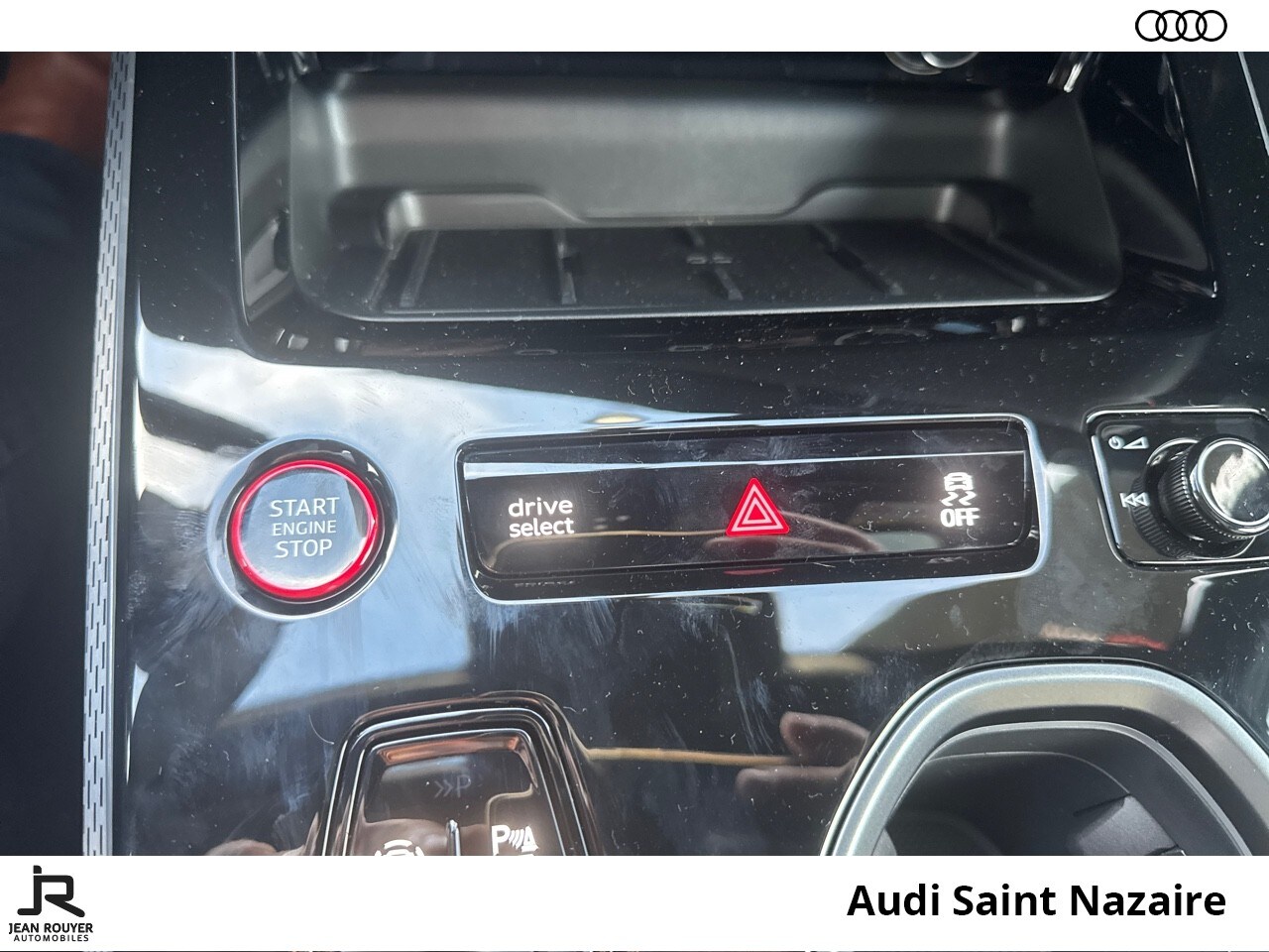 Image about Audi A6 Avant S line TDI Hybride 204 ch S tronic