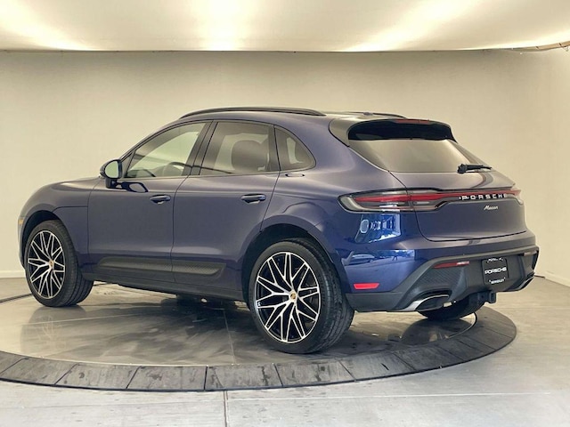 2022 Porsche Macan