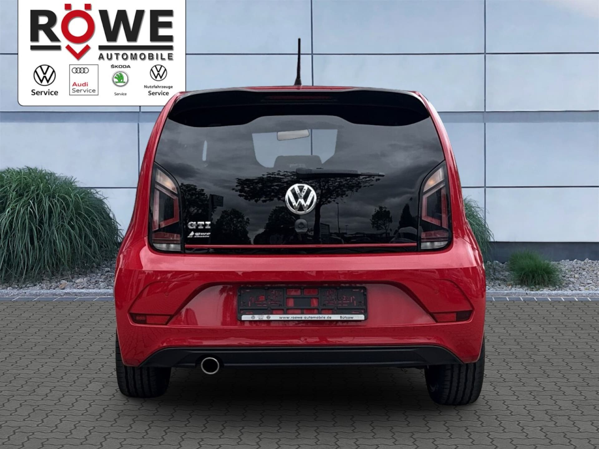 Volkswagen up! GTI