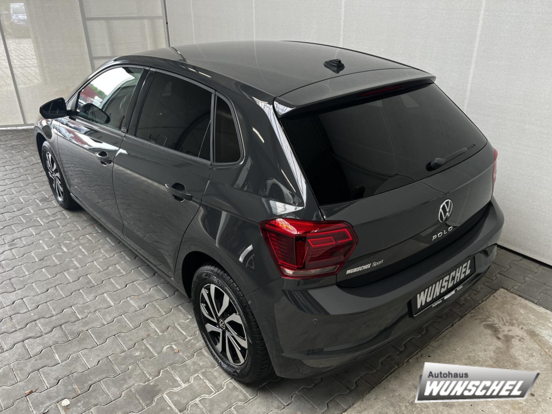 Volkswagen Polo Active