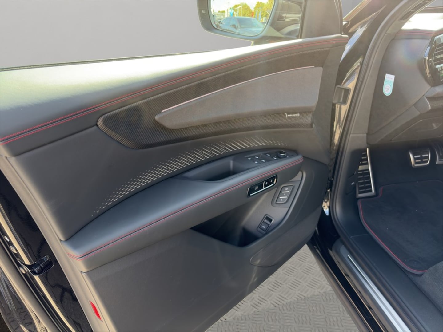 Bild über Audi Q7 SUV TDI quattro 220 kW tiptronic - für weitere Informationen kontaktieren Sie den Audi Partner