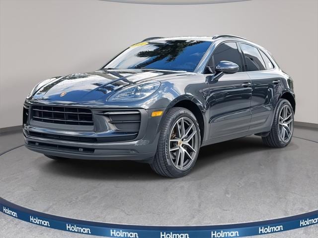 2022 Porsche Macan Base