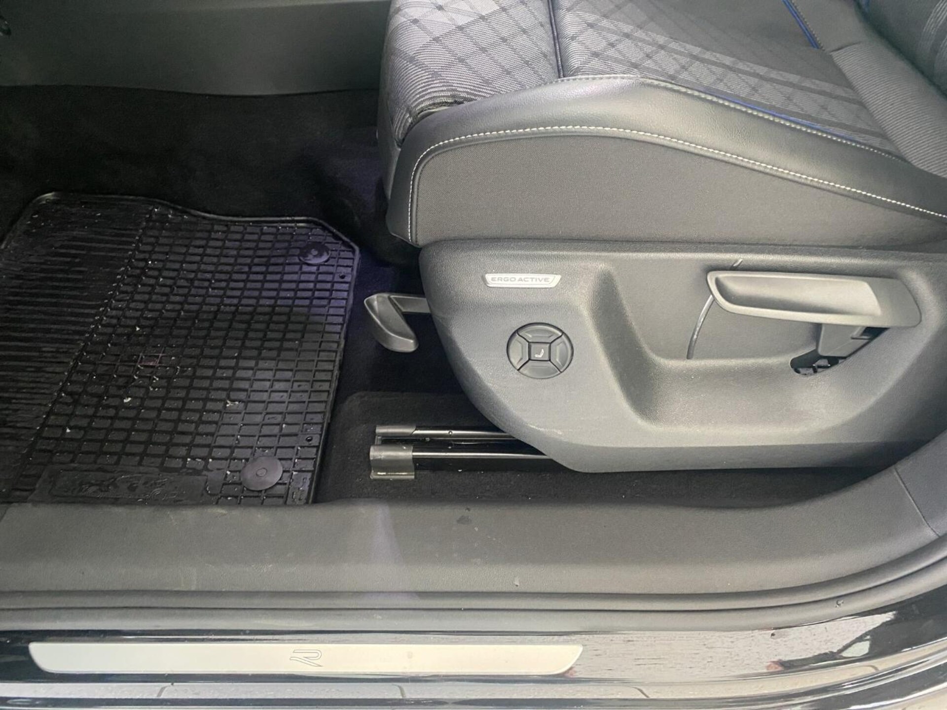 Volkswagen Tayron R-Line