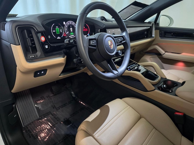2025 Porsche Cayenne E-Hybrid Coupe