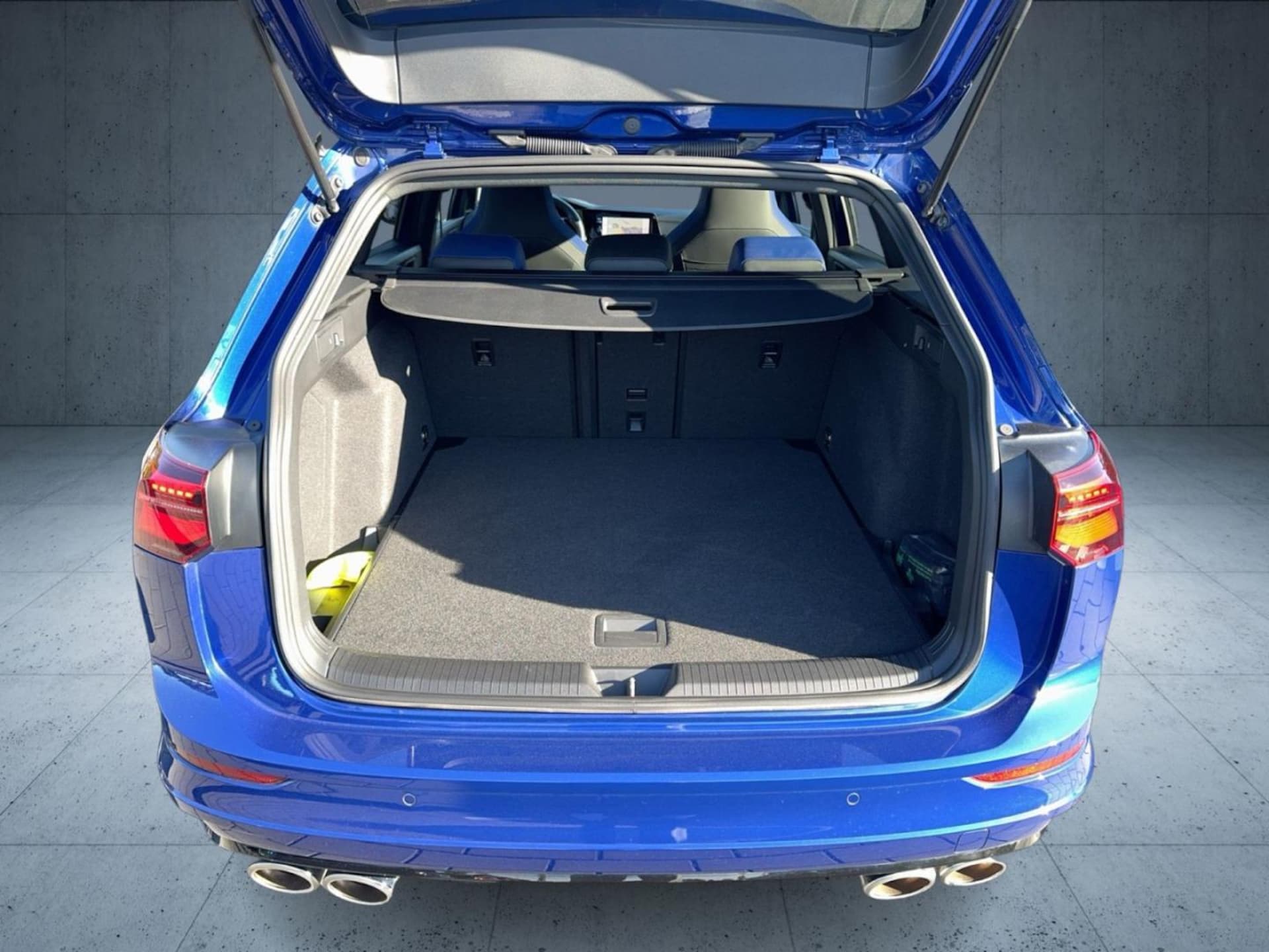 Volkswagen Golf Variant R