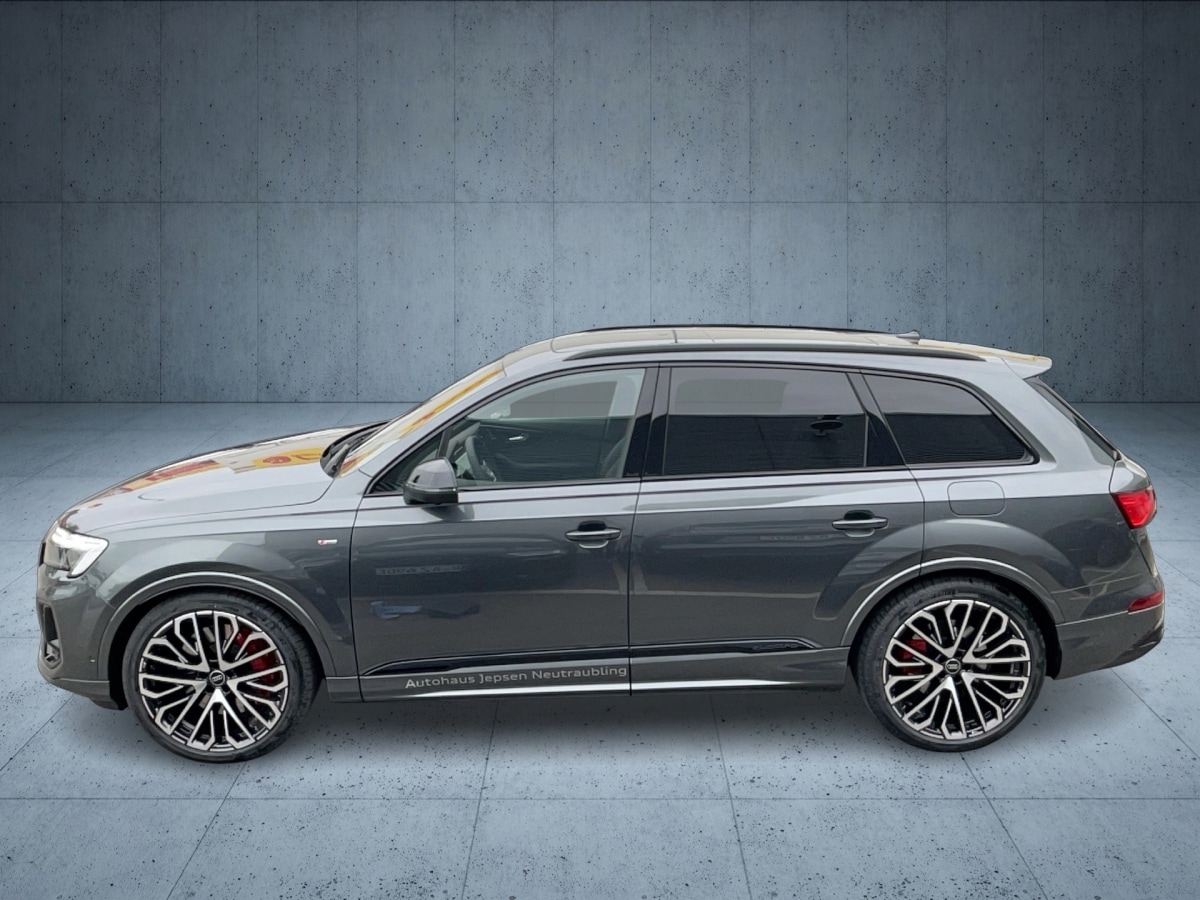 Image about Audi Q7 SUV TFSI e S line 60 TFSI e quattro tiptronic