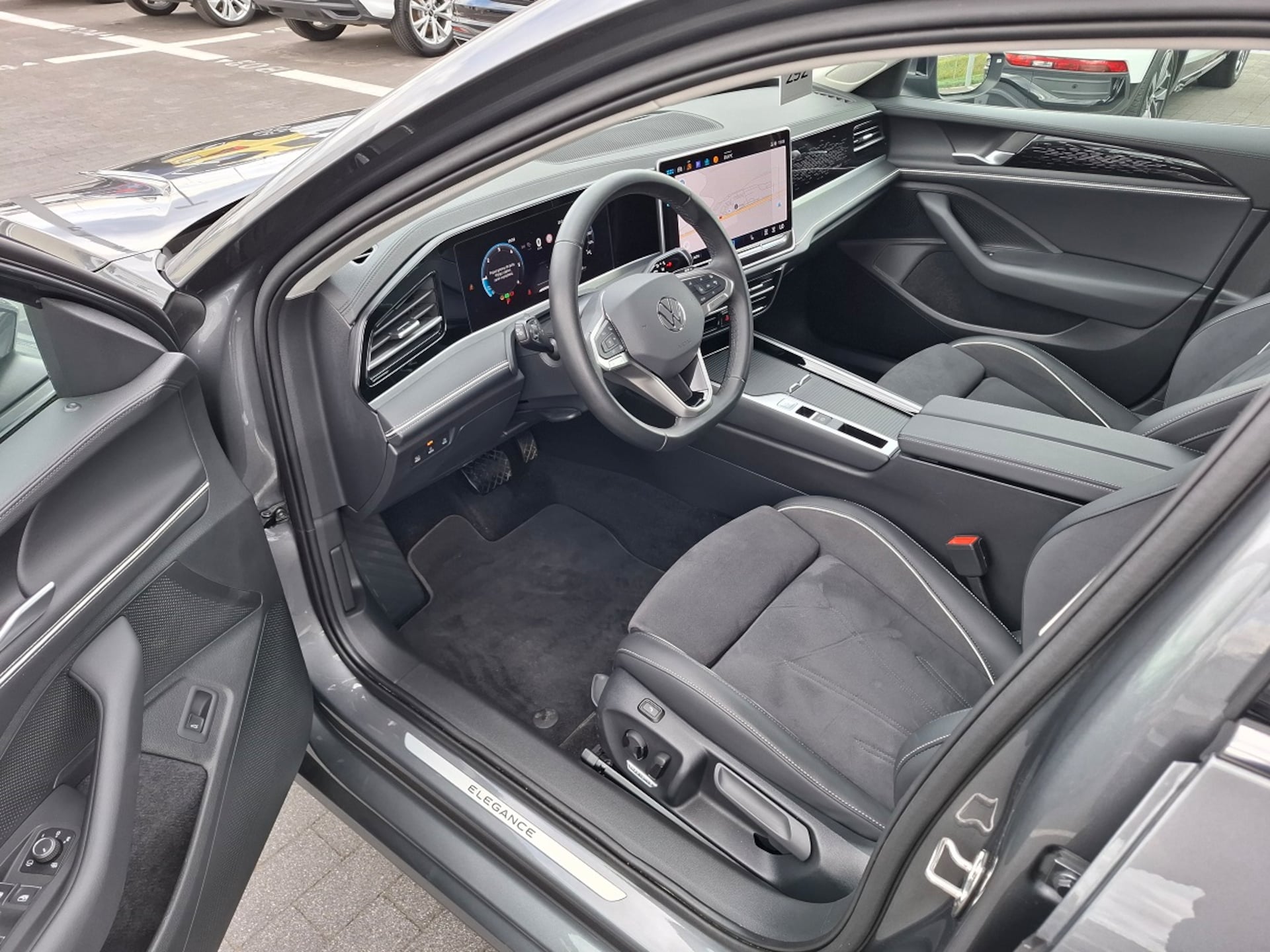 Volkswagen Passat Elegance