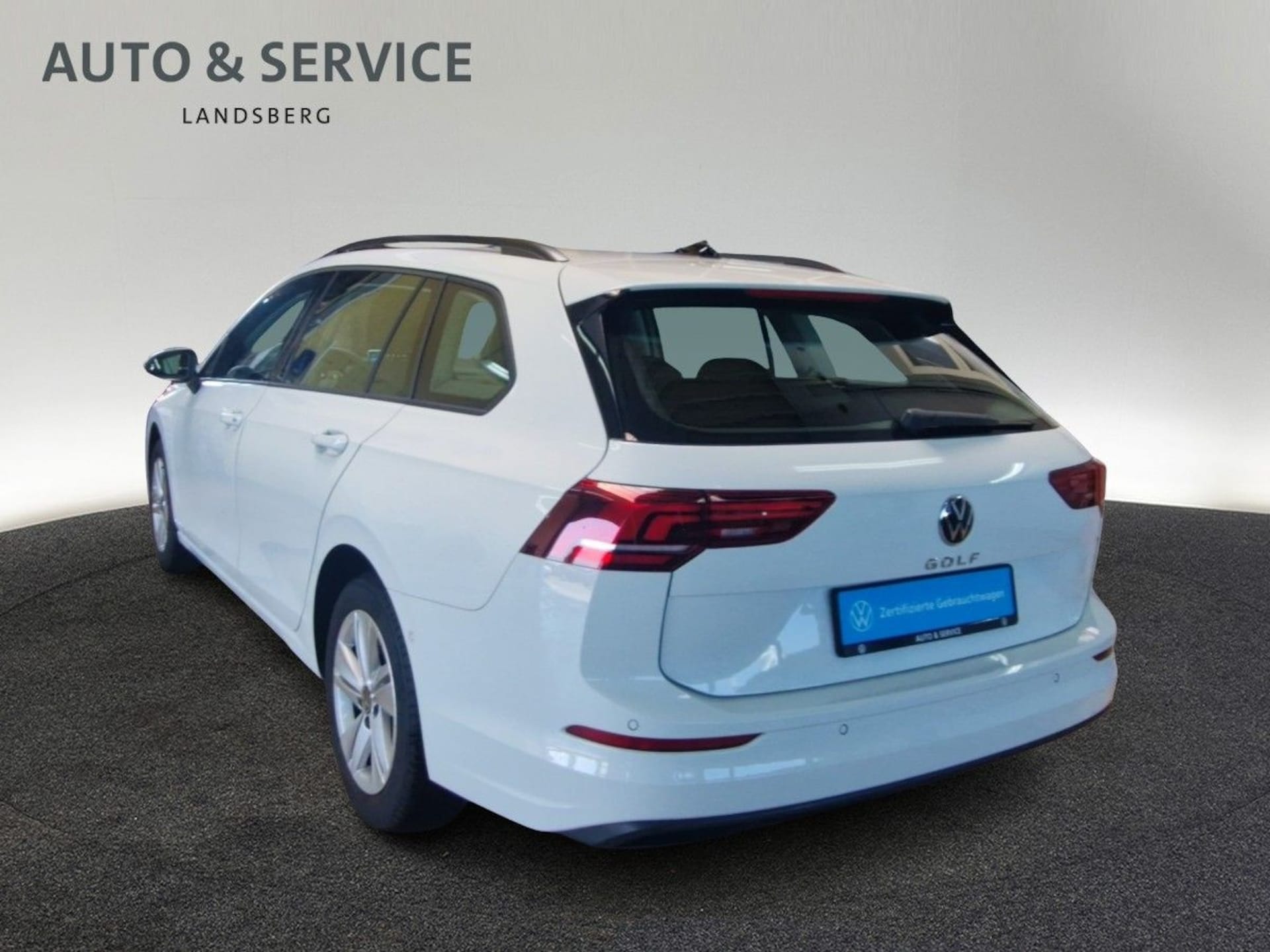 Volkswagen Golf Variant Life