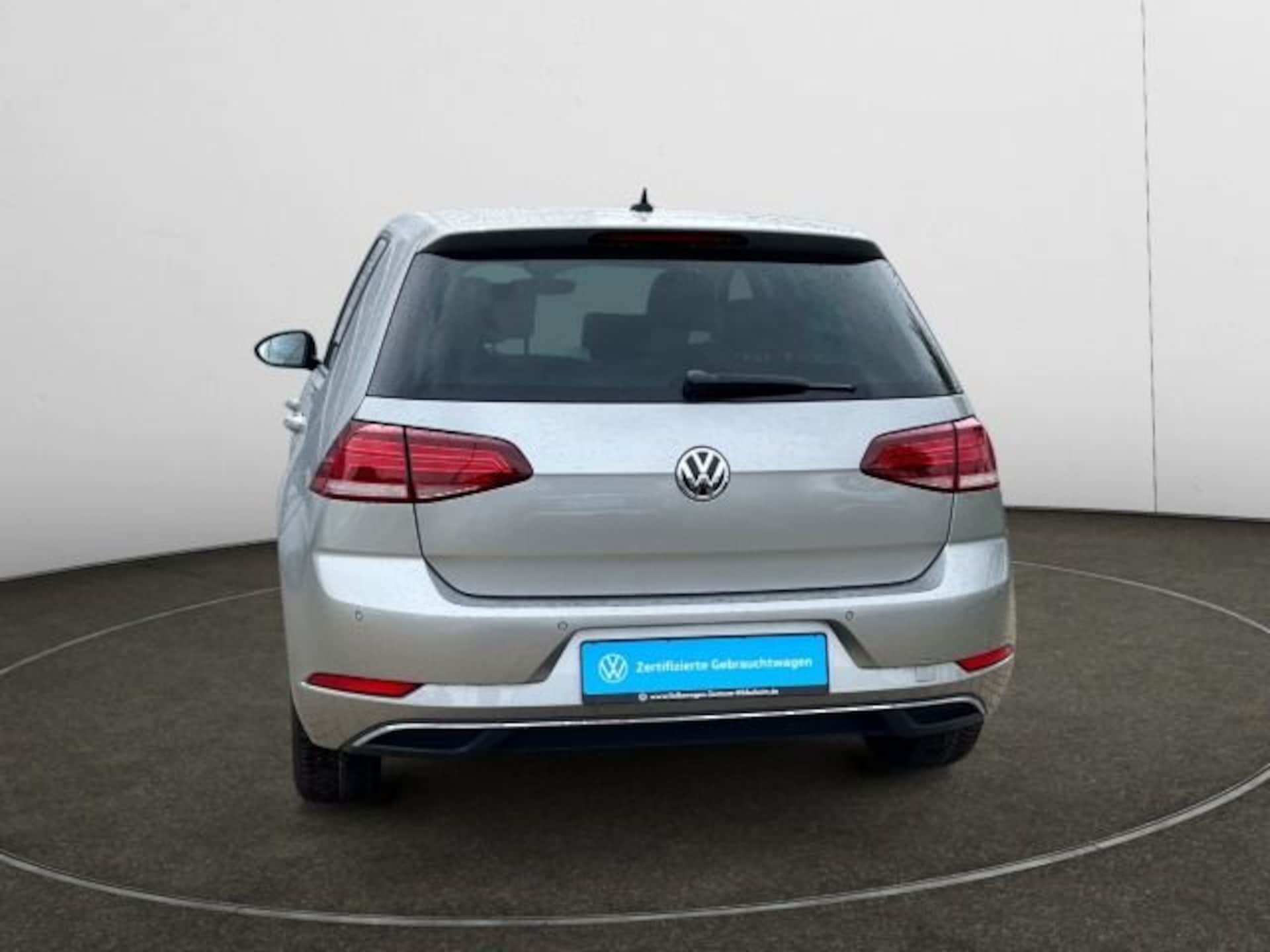 Volkswagen Golf IQ.DRIVE