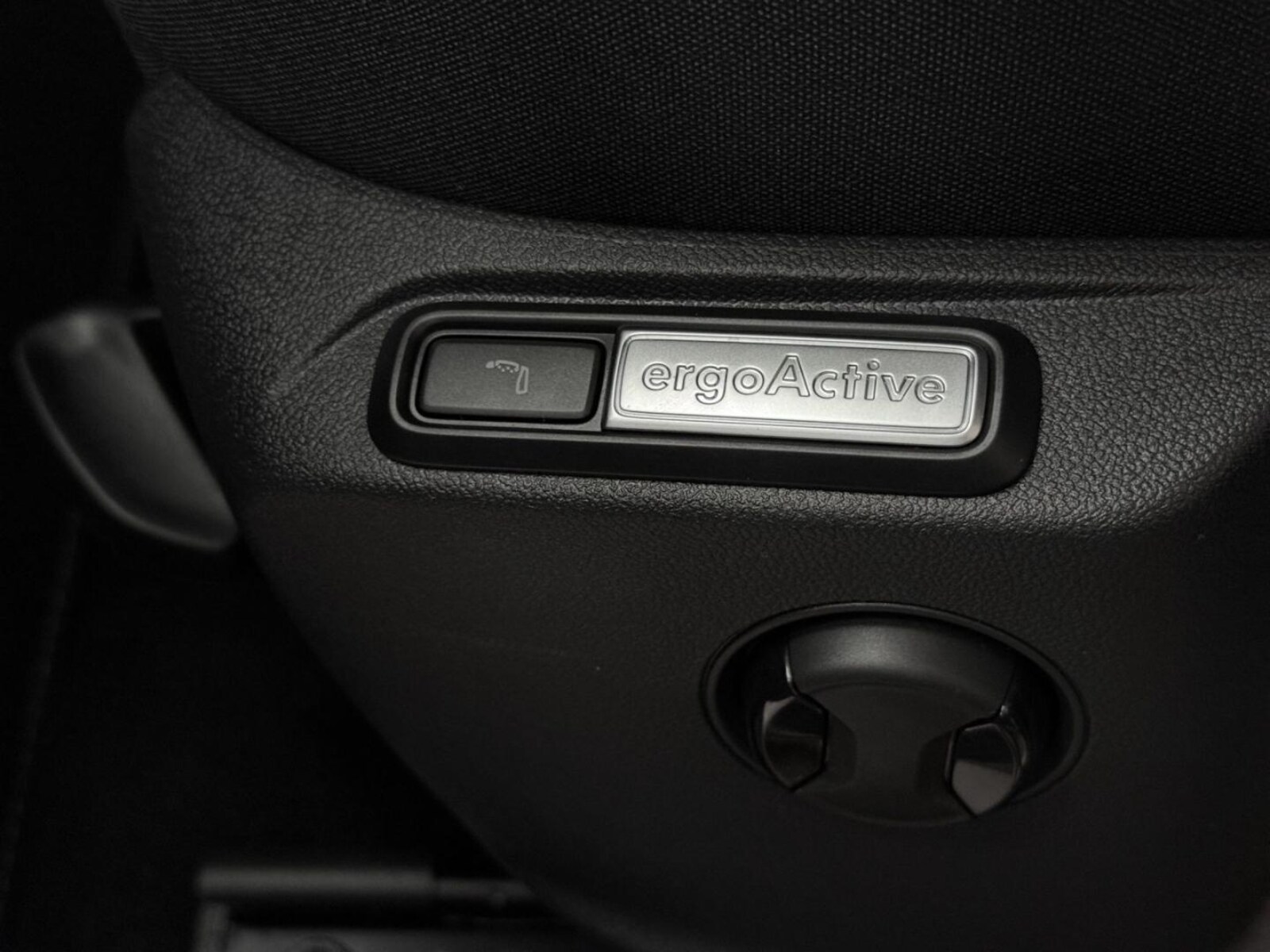 Volkswagen T-Roc – Bild 18
