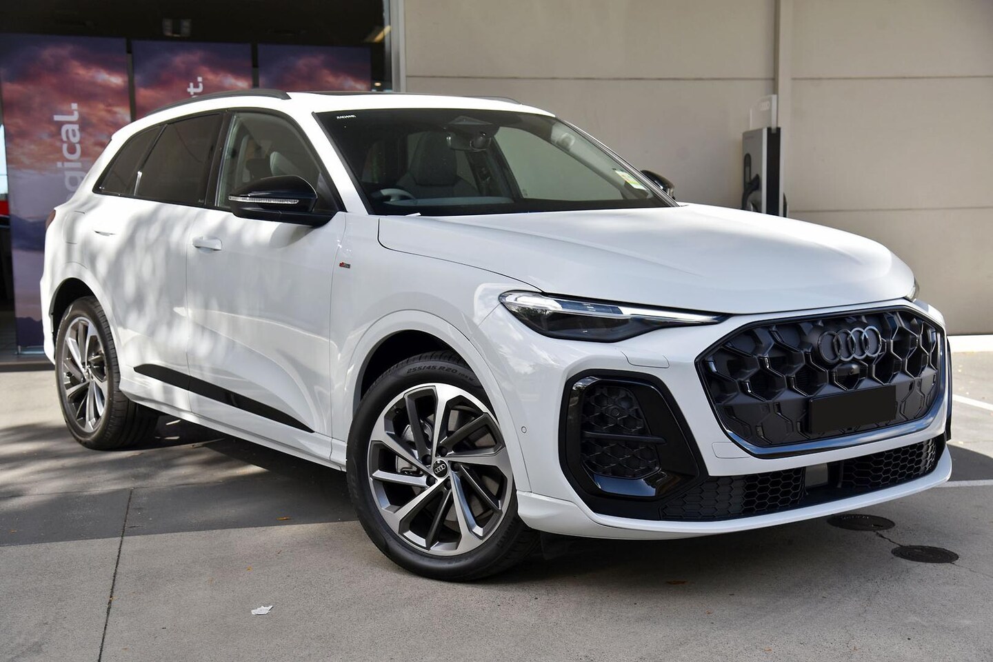Image about Audi Q5 SUV TDI quattro 150 kW sport
