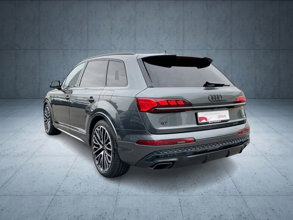 Image about Audi Q7 SUV TFSI e S line 60 TFSI e quattro tiptronic