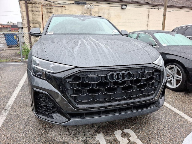 2026 Audi Q8