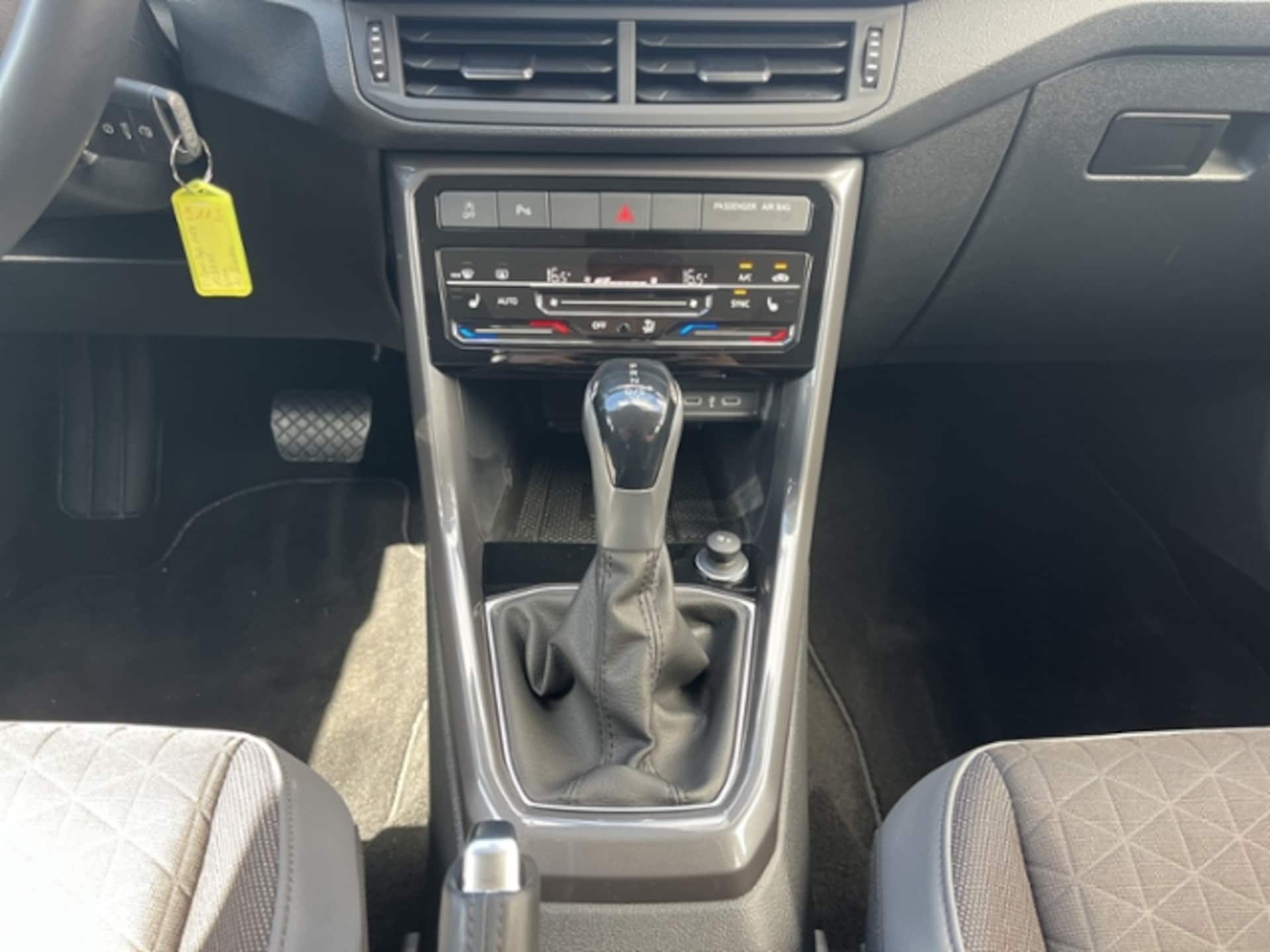 Volkswagen T-Cross Style