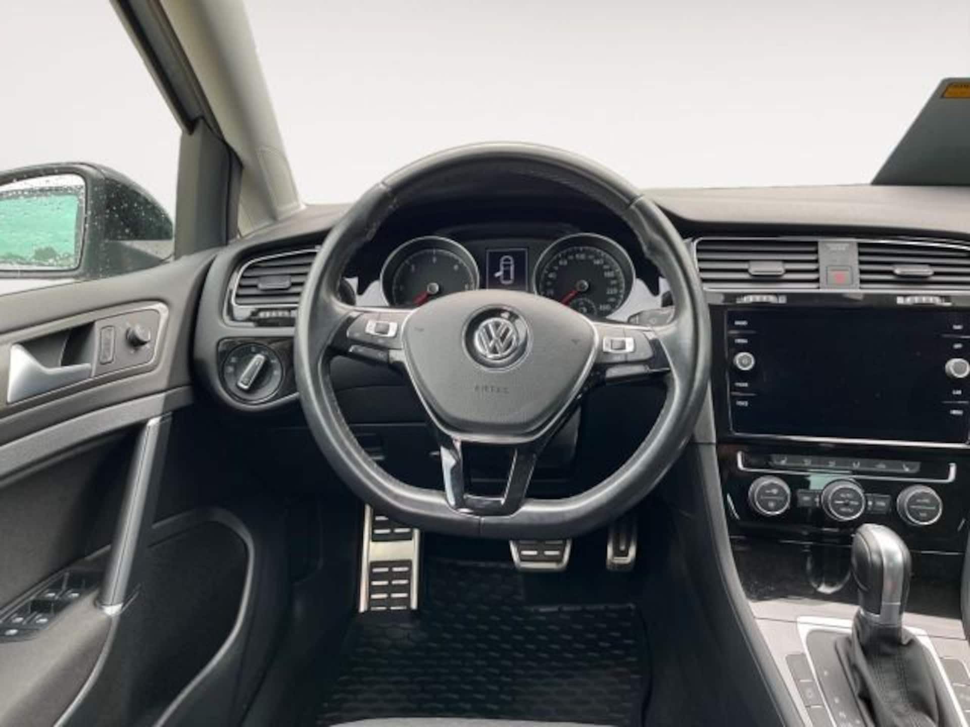 Volkswagen Golf IQ.DRIVE