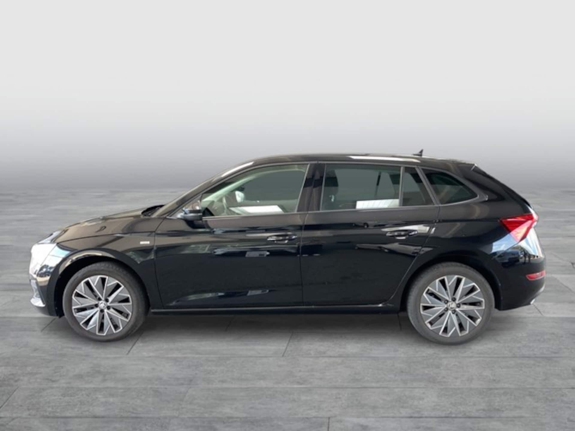 Skoda Scala Tour