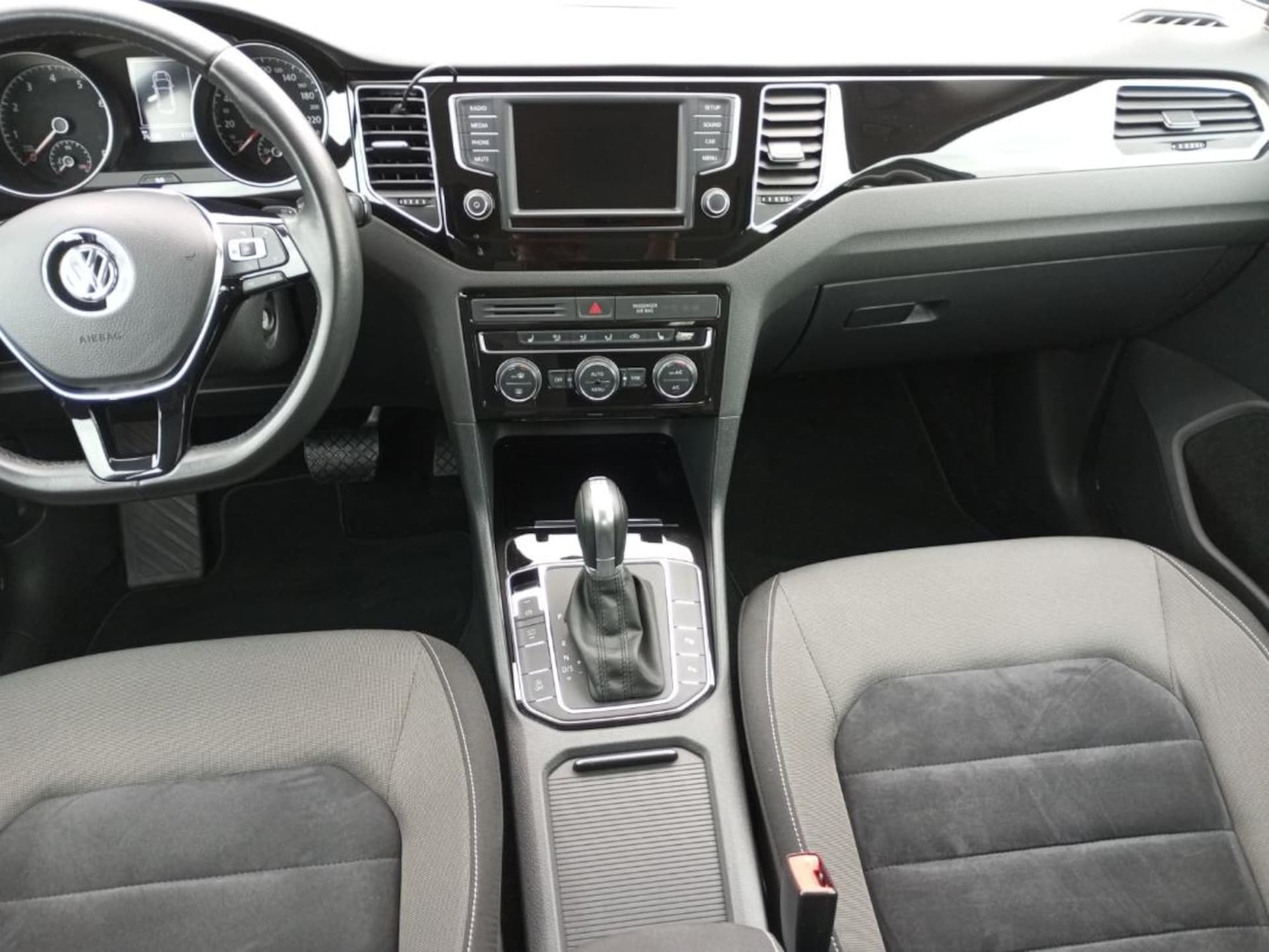 Volkswagen Golf Sportsvan Highline