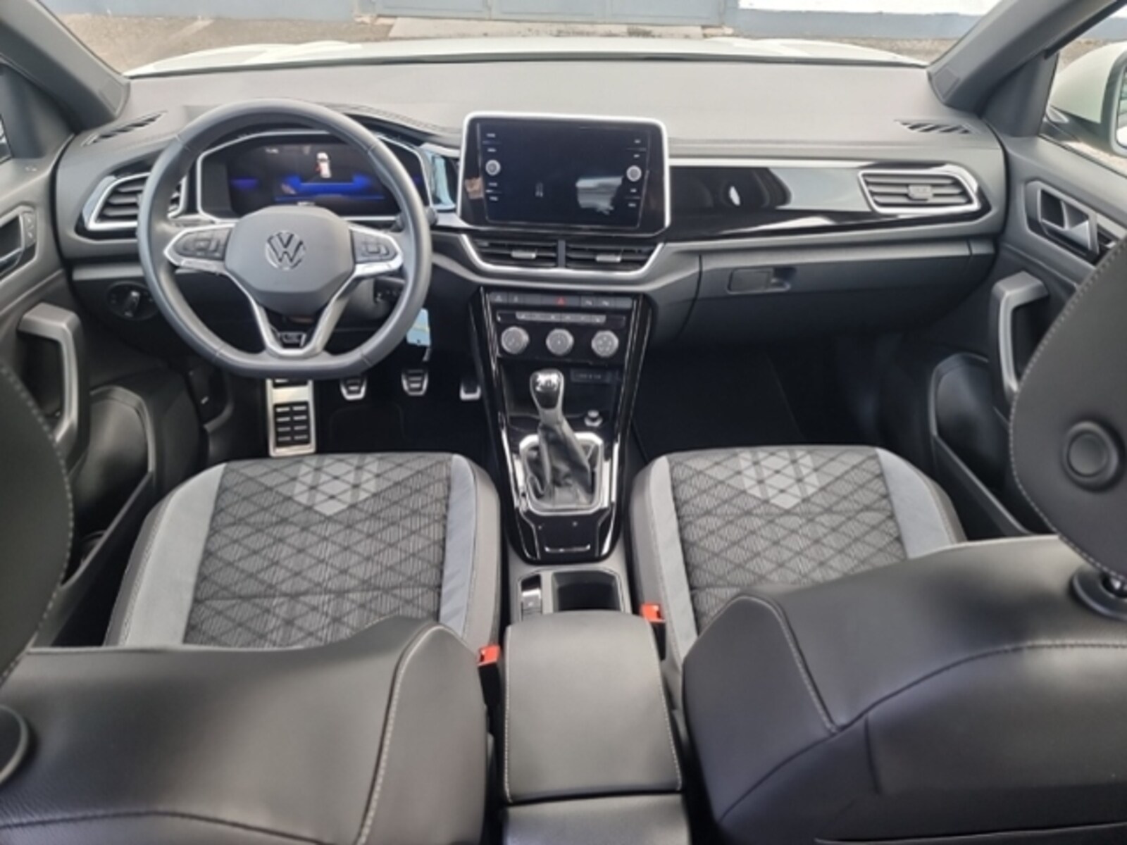 Volkswagen T-Roc – Bild 10