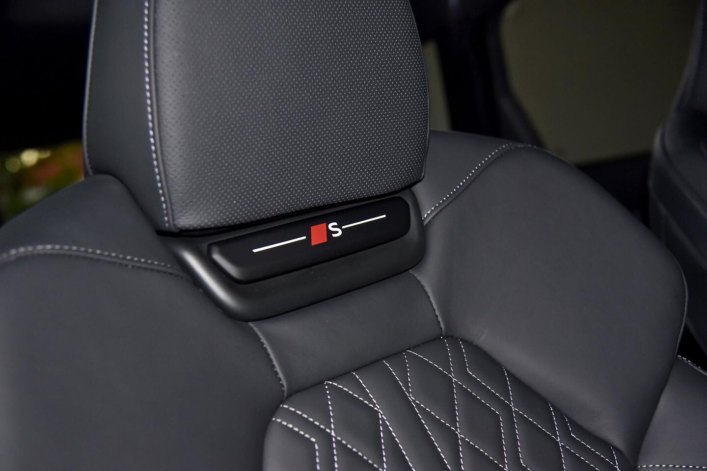 Image about Audi SQ6 SUV e-tron e-tron quattro
