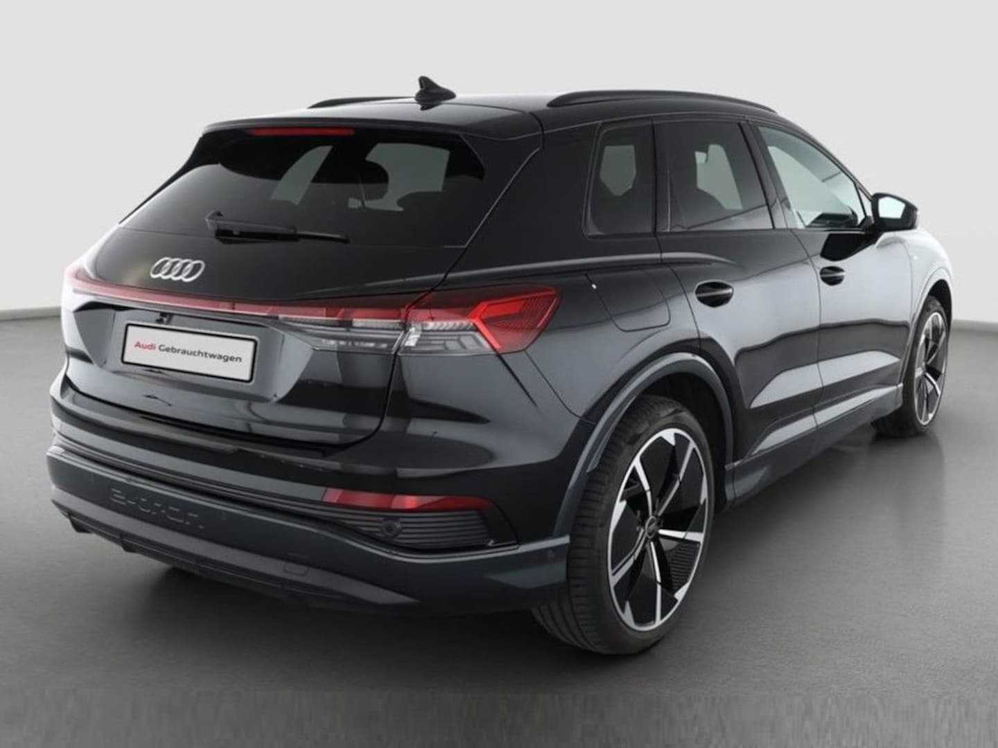Bild über Audi Q4 e-tron 40 e-tron - für weitere Informationen kontaktieren Sie den Audi Partner