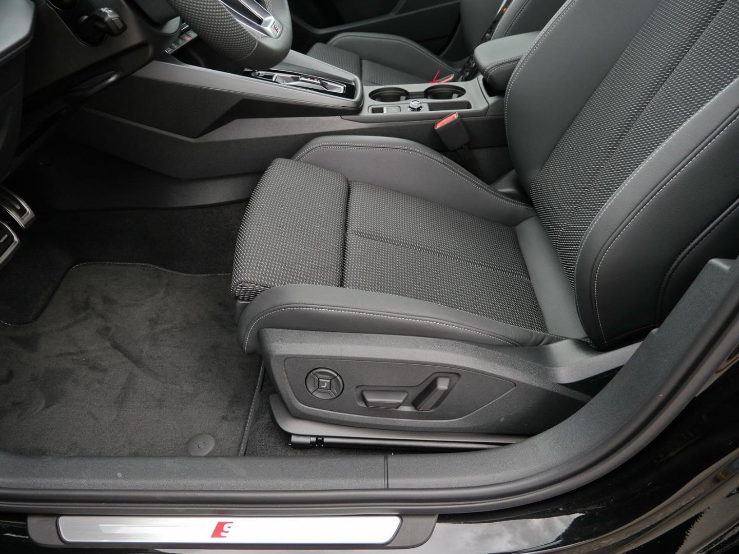 Image about Audi A3 Sportback TFSI e S line 45 TFSI e S tronic