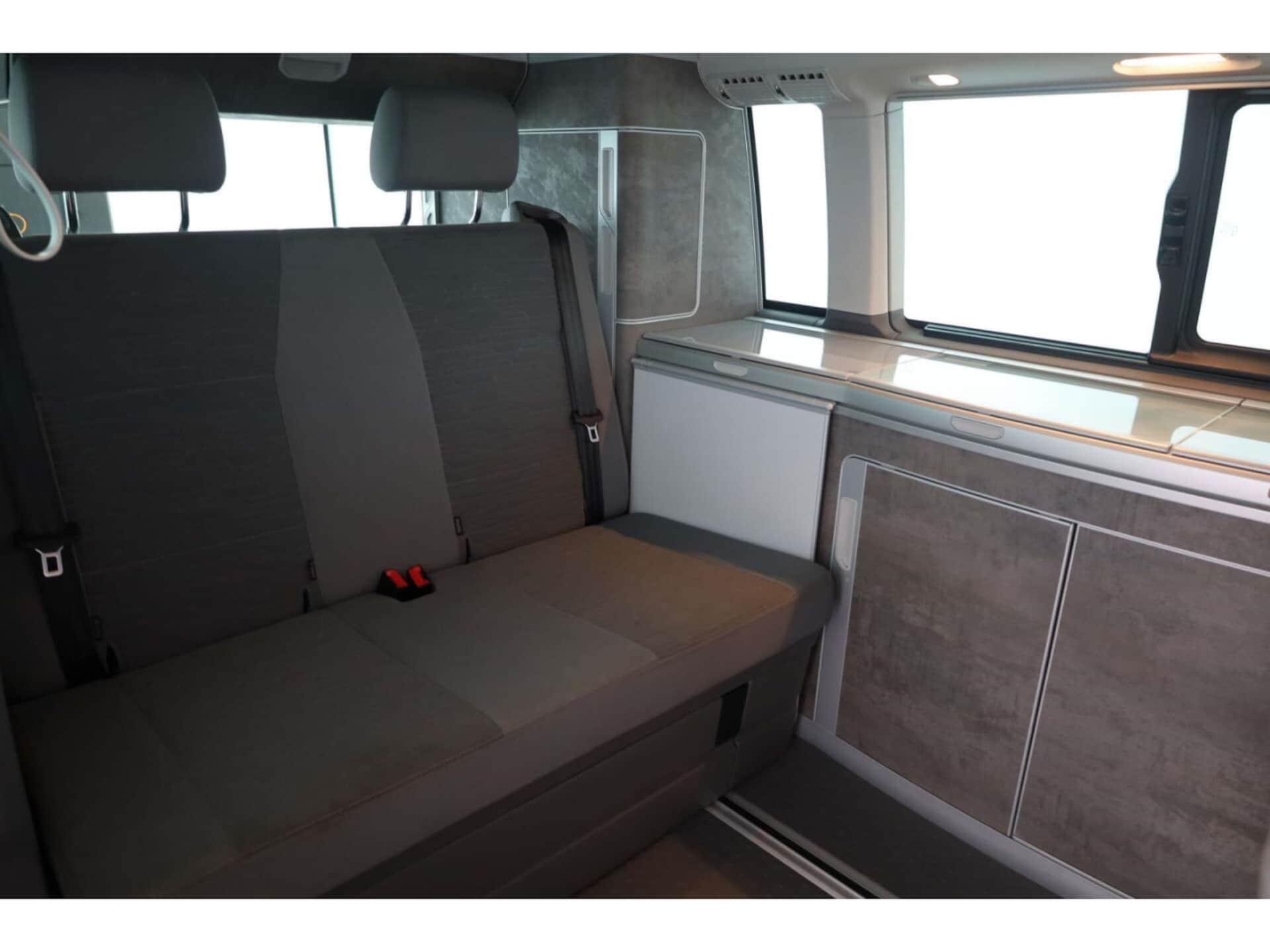 Volkswagen T6.1 California Ocean