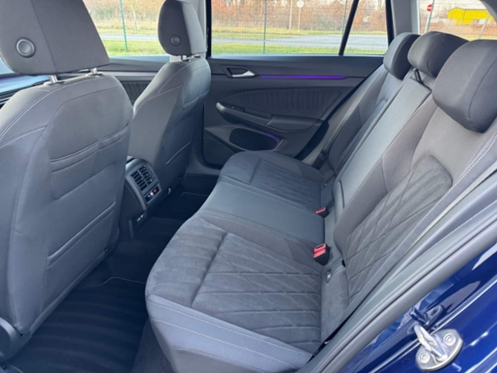 Volkswagen Golf Variant Style