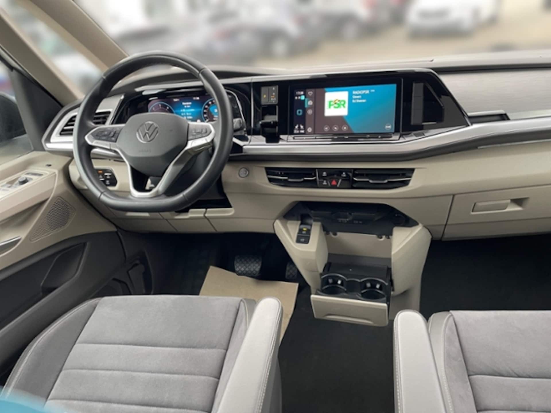 Volkswagen Multivan Life