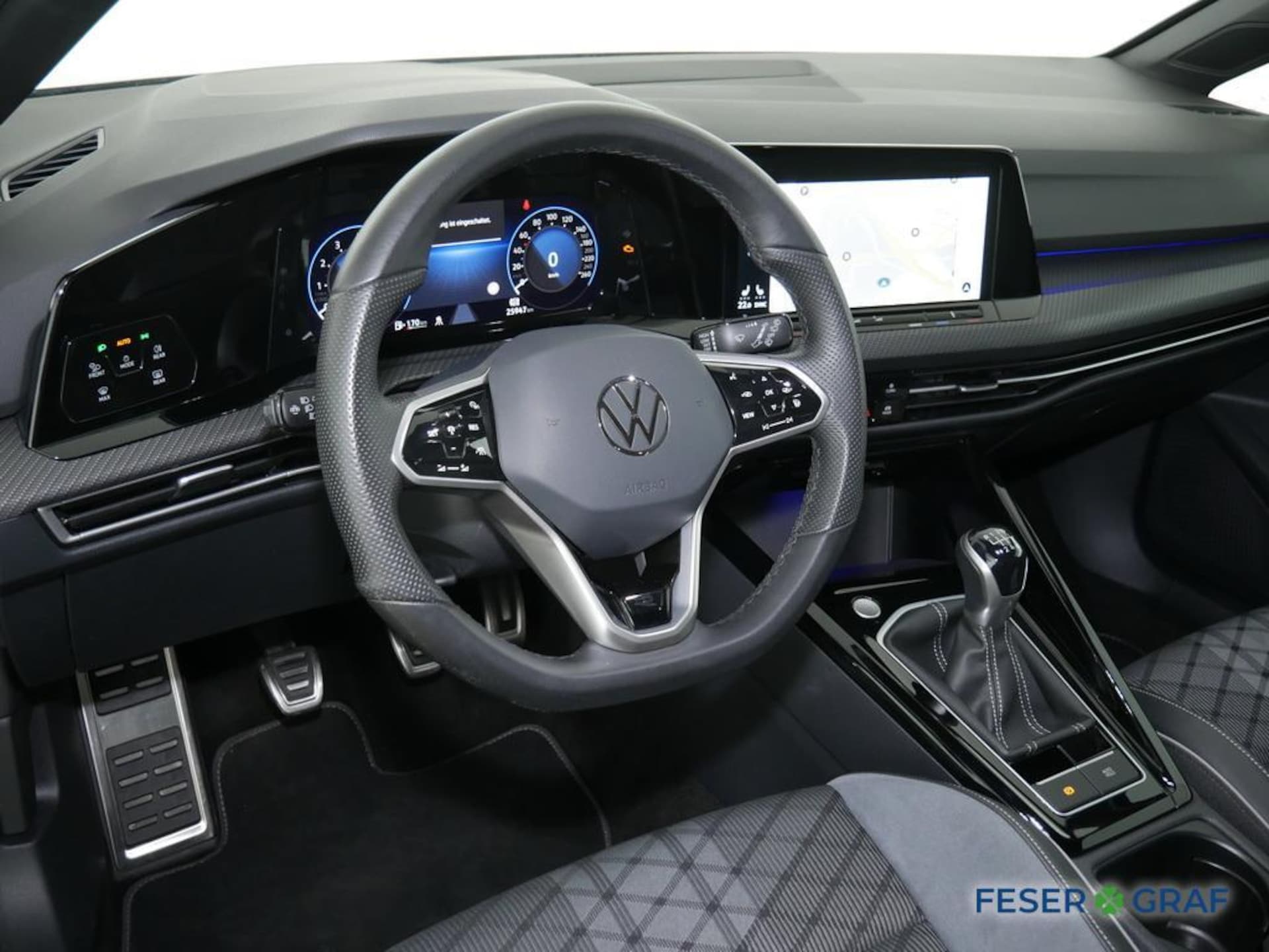 Volkswagen Golf R-Line