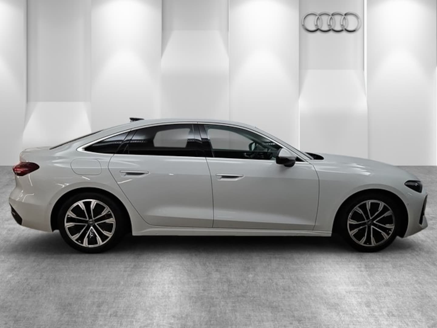 Bild über Audi A5 Limousine TDI 150 kW S tronic - für weitere Informationen kontaktieren Sie den Audi Partner