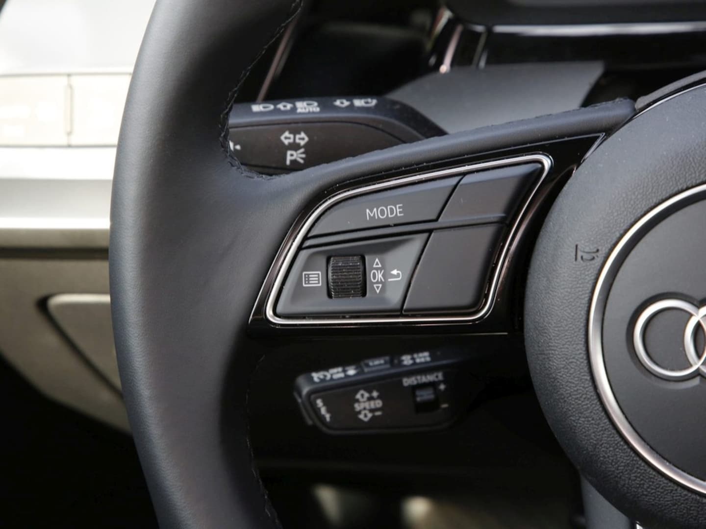 Bild über Audi A3 Sportback 35 TFSI Schaltgetriebe - für weitere Informationen kontaktieren Sie den Audi Partner