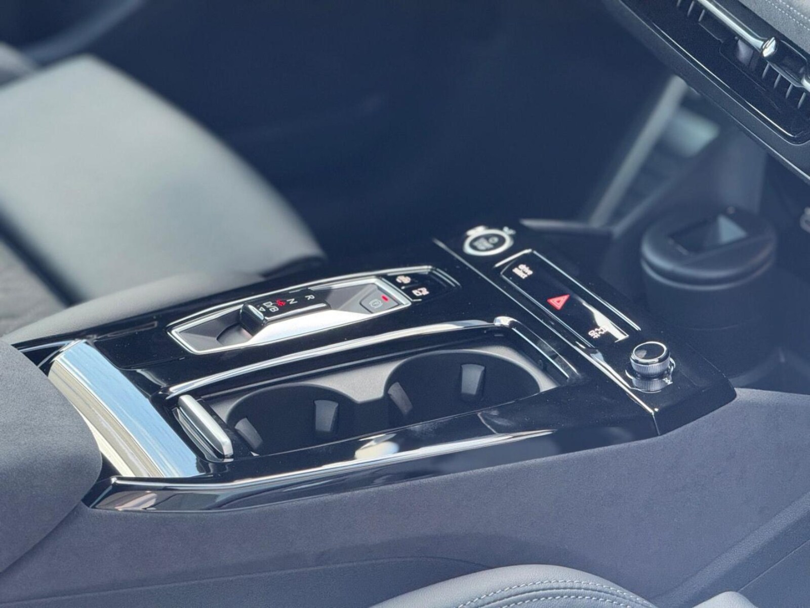 Audi Q6 Sportback e-tron – Bild 11