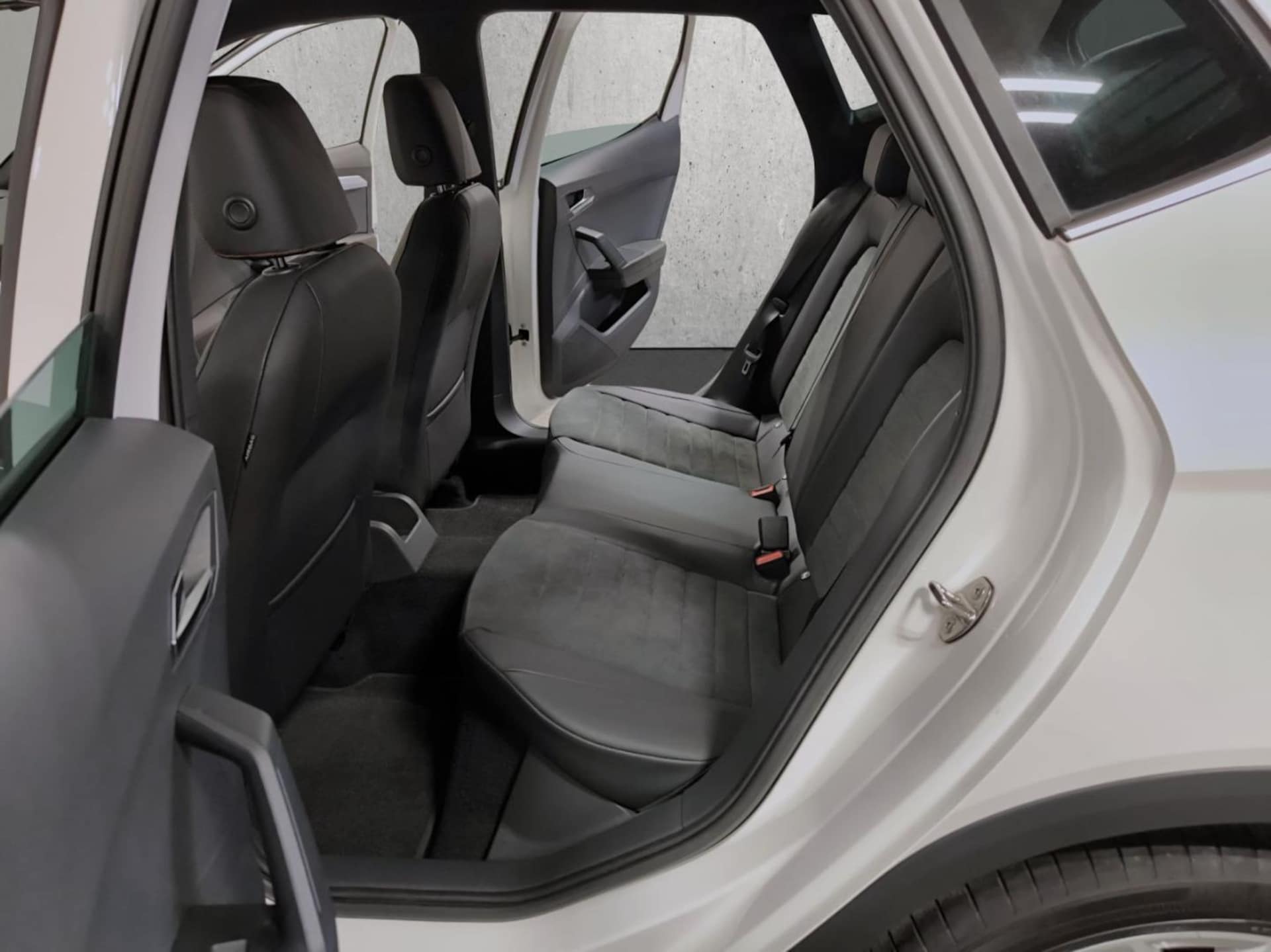 SEAT Arona FR
