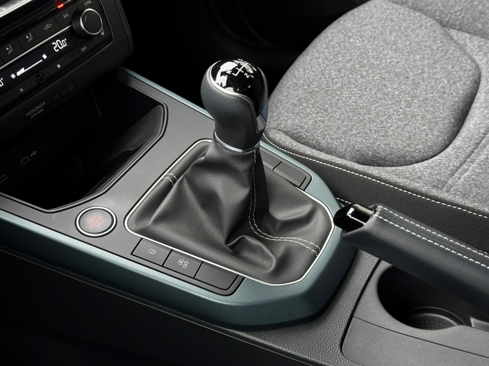 SEAT Arona – Bild 12