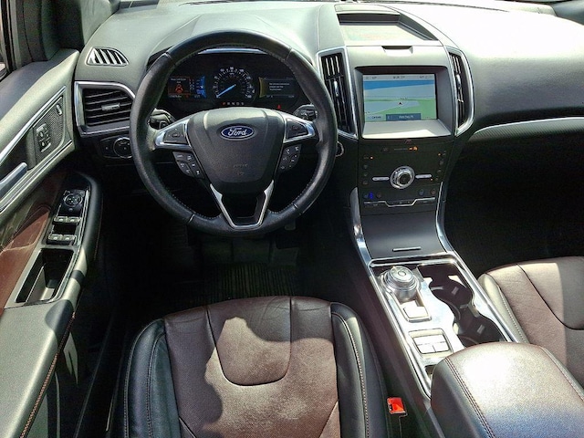 2020 Ford Edge