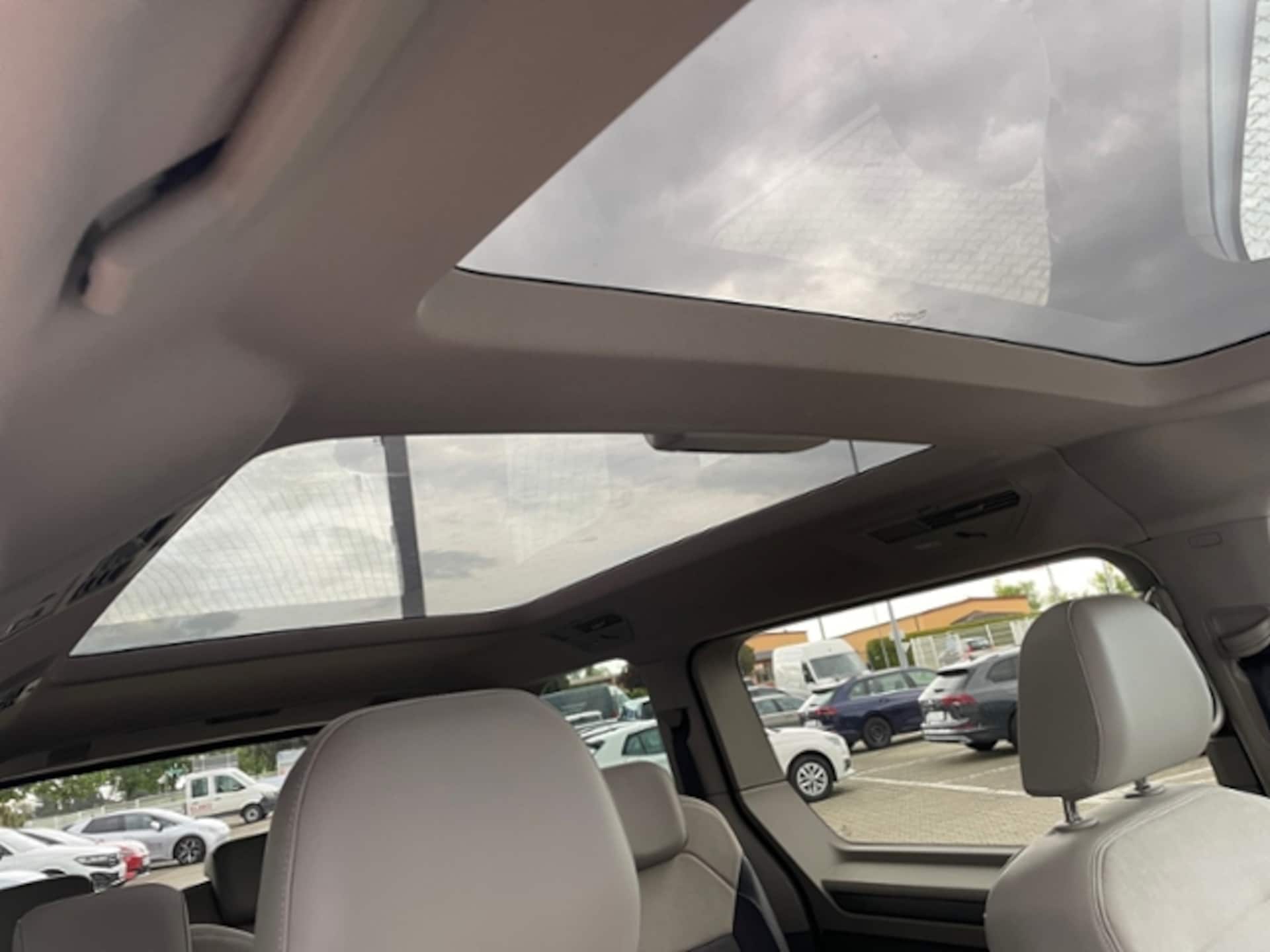 Volkswagen Multivan Life