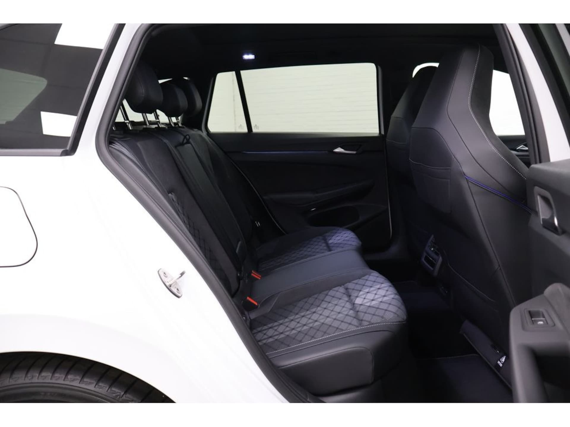 Volkswagen Golf Variant R-Line