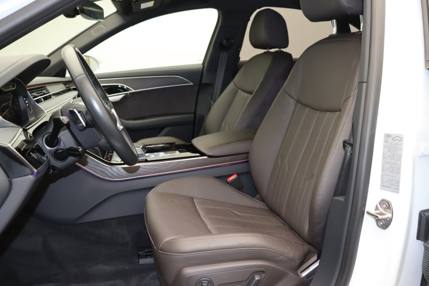 Bild über Audi A8 50 TDI quattro tiptronic - für weitere Informationen kontaktieren Sie den Audi Partner