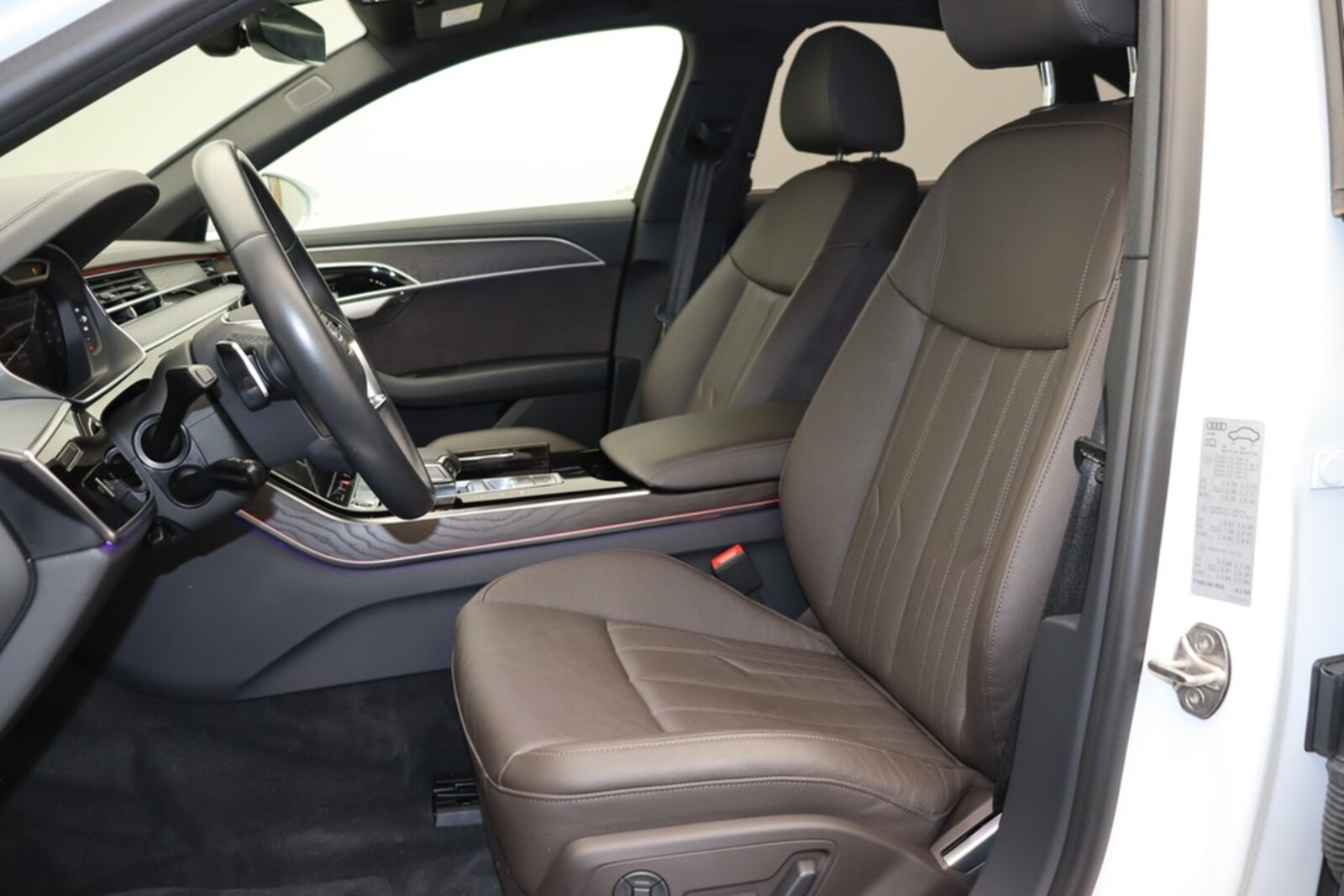 Audi A8 – Bild 10
