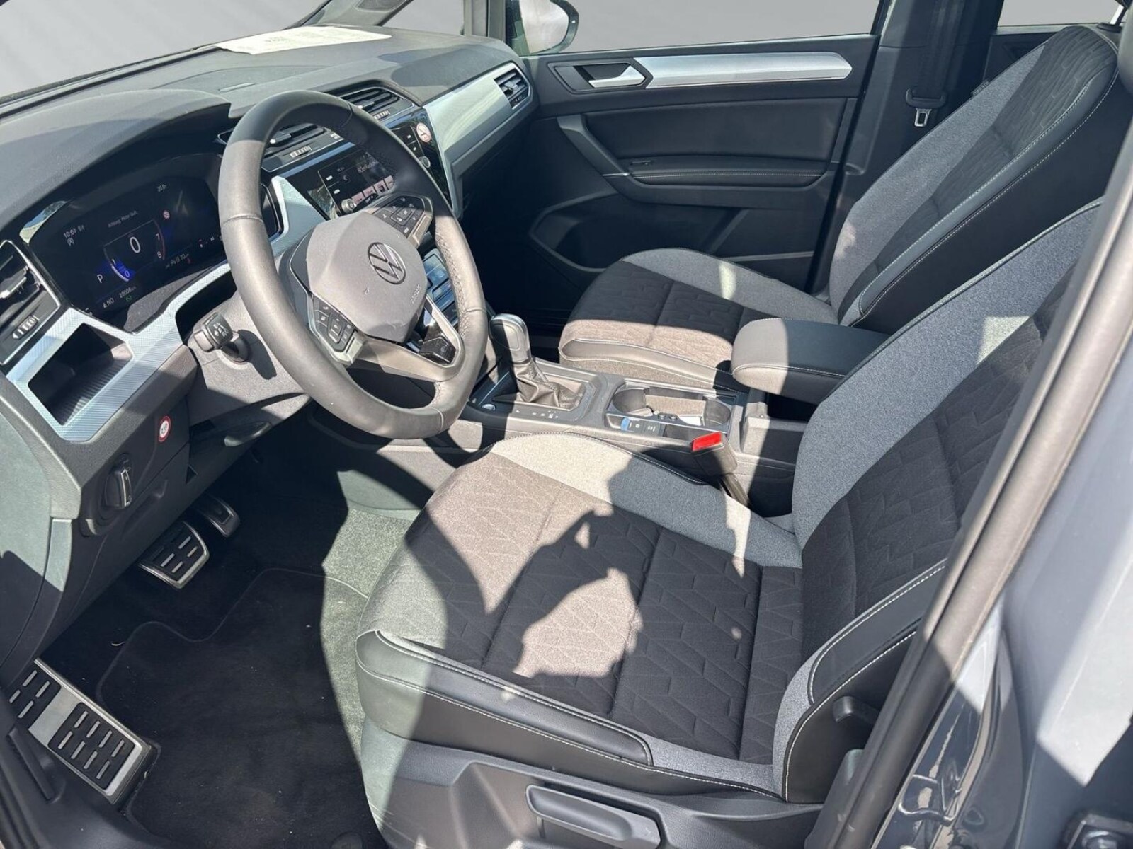 Volkswagen Touran – Bild 10