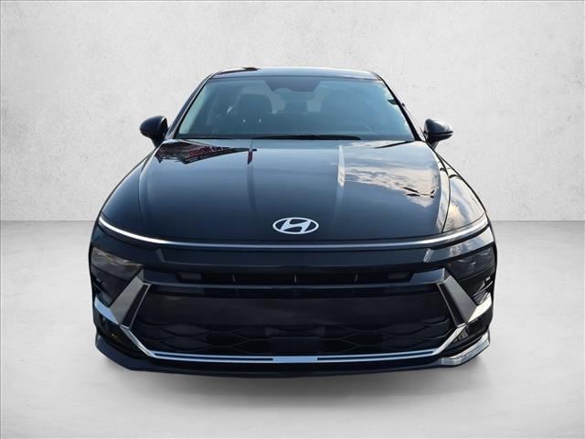 2025 Hyundai Sonata Hybrid