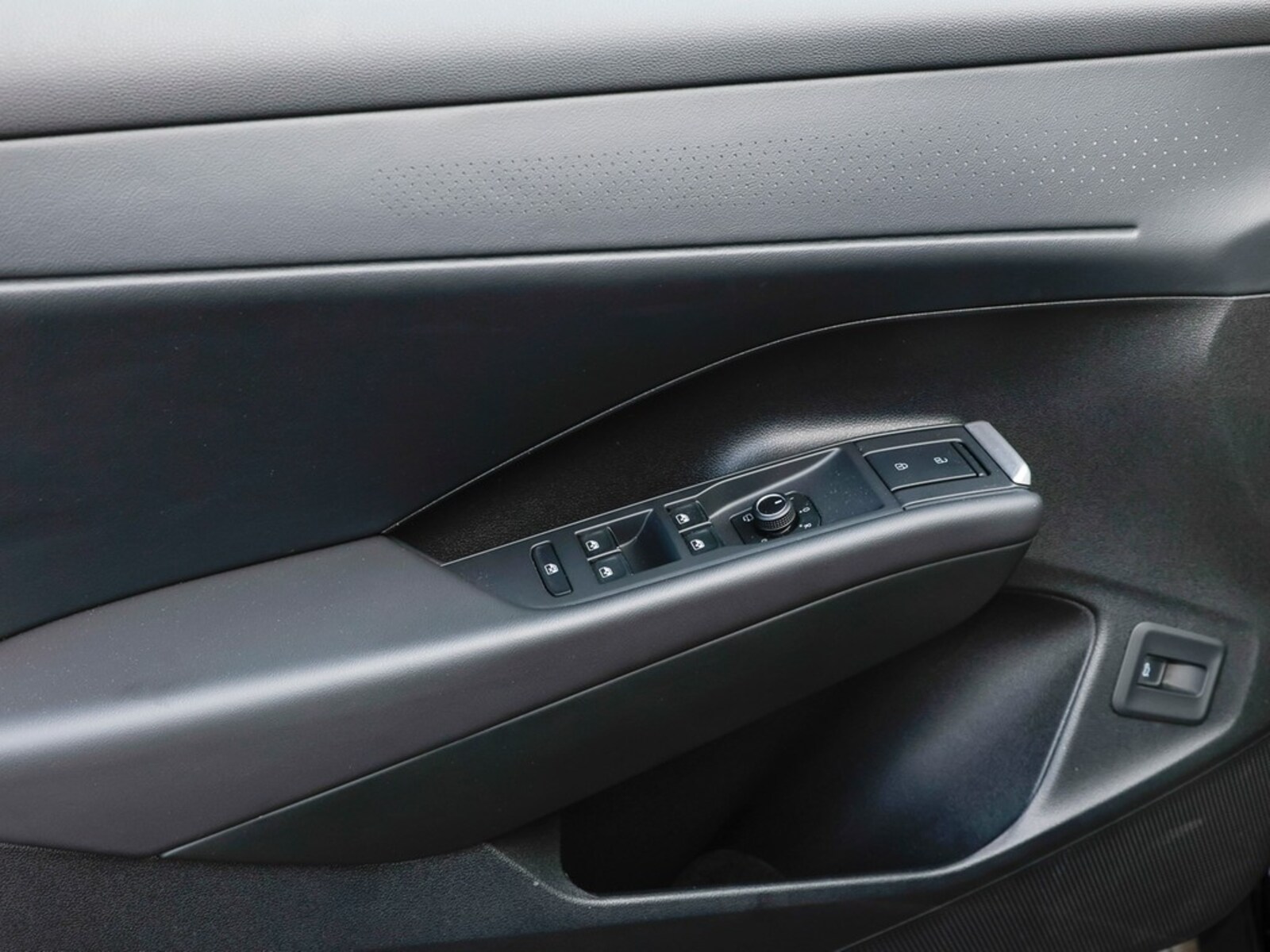 Volkswagen T-Roc – Bild 18