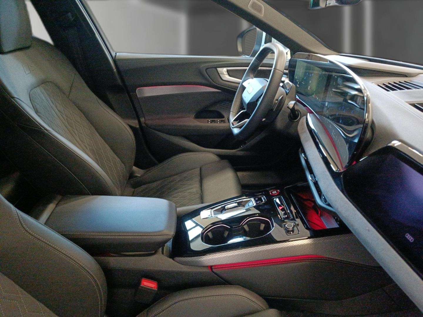 Bild über Audi S5 Limousine TFSI 270 kW S tronic - für weitere Informationen kontaktieren Sie den Audi Partner