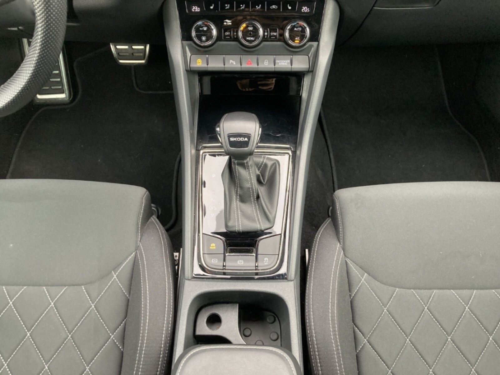 Škoda Karoq – Bild 15