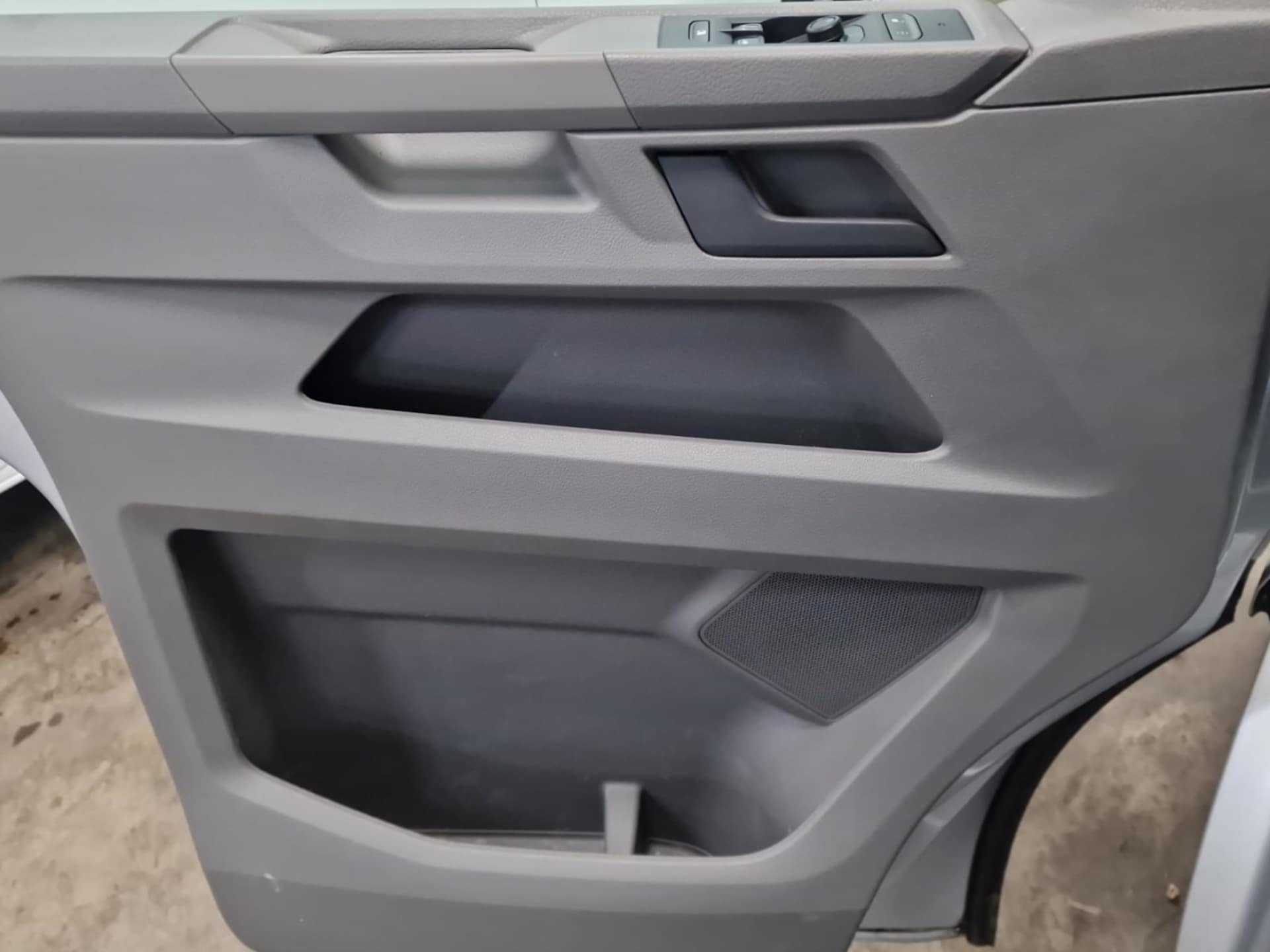 Volkswagen T6.1 Transporter Kasten kurzer Radstand