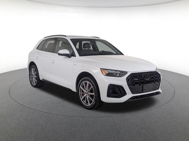 2024 Audi Q5 TFSI e