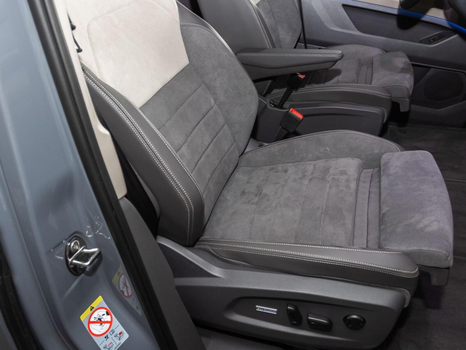 Volkswagen Multivan Langversion – Bild 21