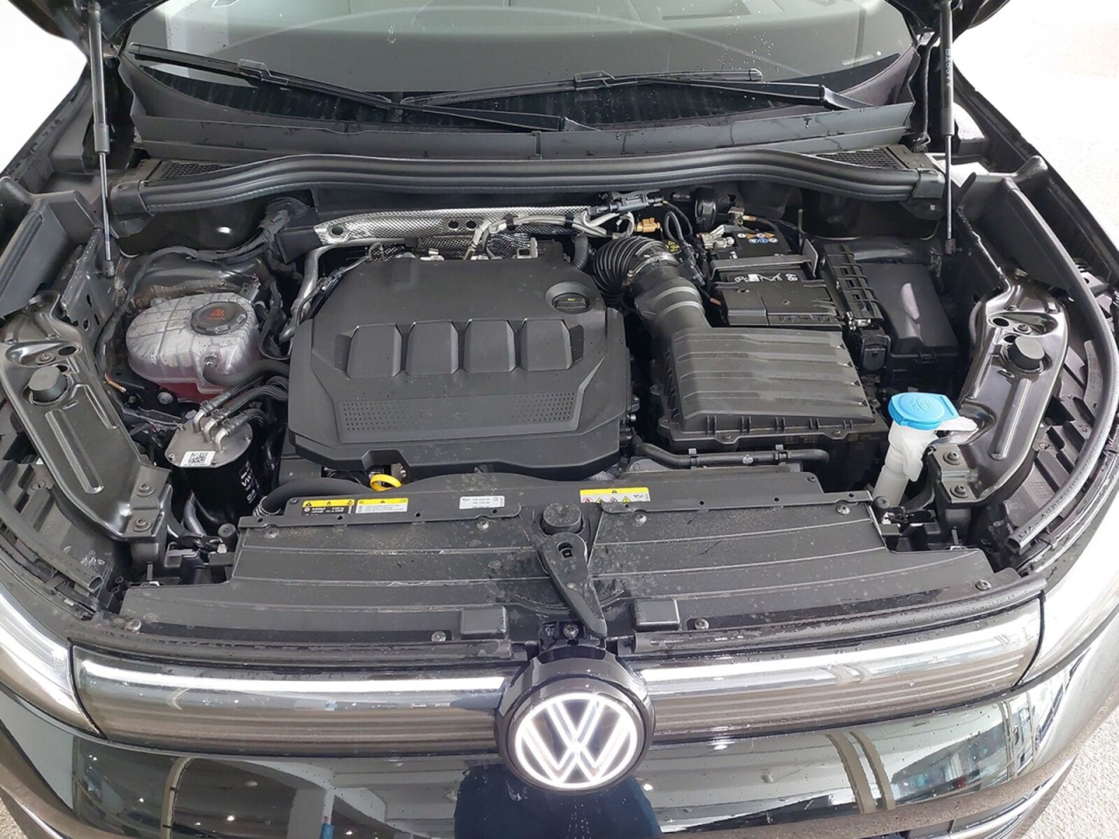 Volkswagen Tiguan – Bild 11