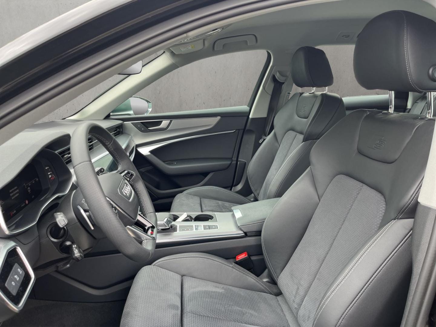 Bild über Audi S6 Avant TDI quattro tiptronic - für weitere Informationen kontaktieren Sie den Audi Partner