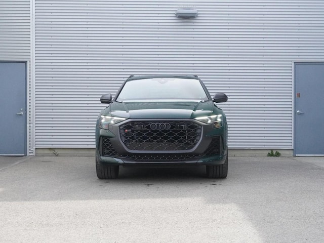 2026 Audi RS Q8 SUV performance